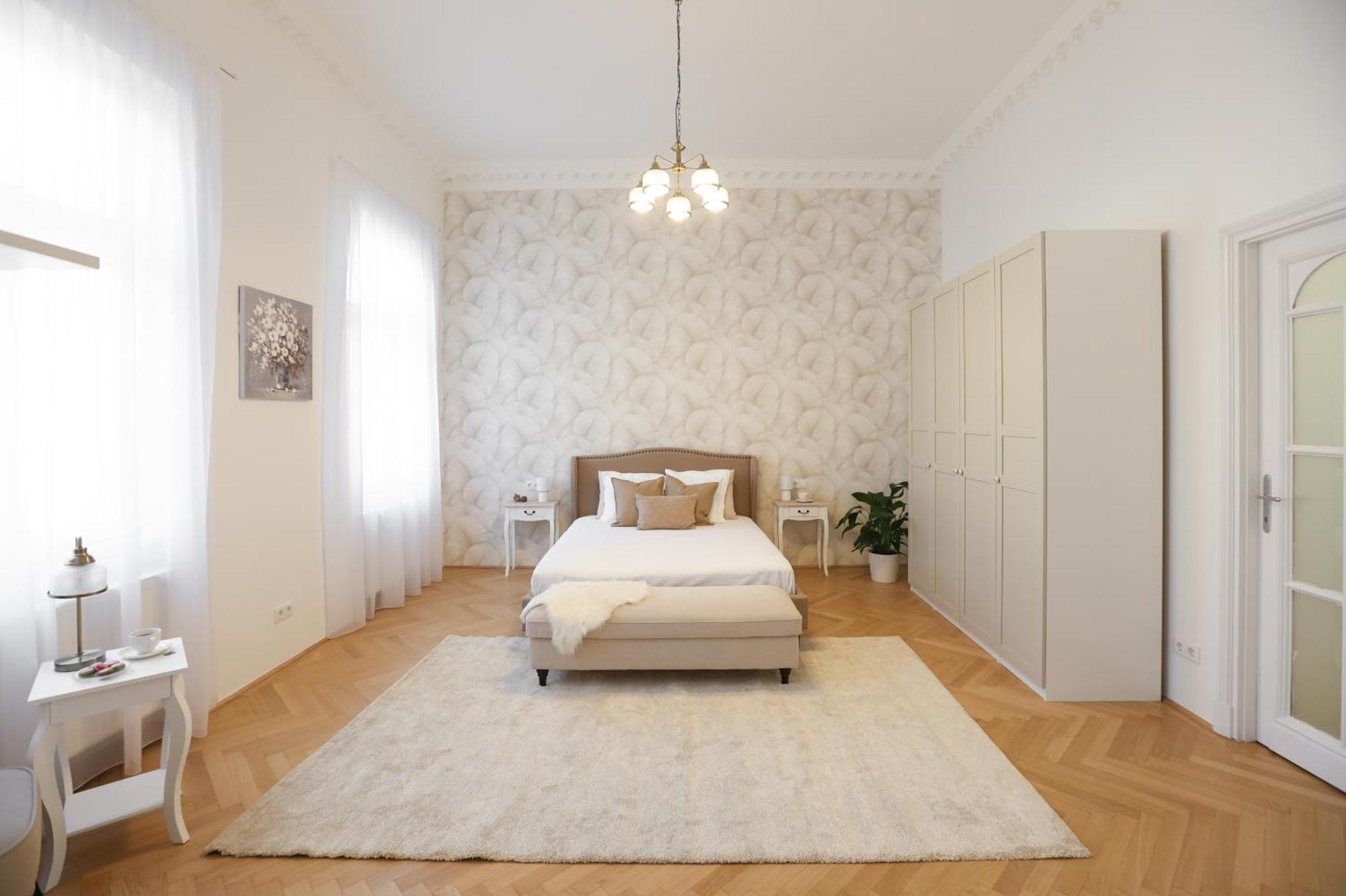 Mirage Medic Hotel Будапеща Екстериор снимка